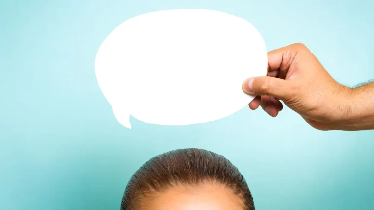 Qué sucede en el cerebro cuando nos quedamos en blanco o decidimos vaciar nuestra mente de pensamientos, según la ciencia