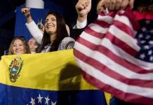Reanudan renovación de licencias y permisos de trabajo para venezolanos con TPS en EEUU