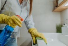 ¿Sarrõ en el baño? Esta es la fórmula mágica que arrasa en los hogares