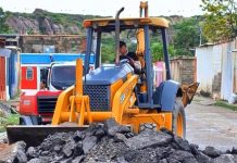 Alcaldía de Iribarren inician las mejoras de material asfáltico en el sector la Paz para mejorar la vialidad