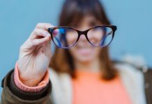 Según estudio, dos horas de actividades al aire libre retrasan aparición de miopía juvenil