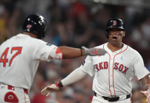 Devers rëchåza mudarse a primera base tras lësïón de Triston Casas: “No es la mejor decisión”