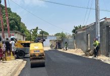 Ejecutan obras para mejorar la infraestructura vial en distintas comunidades del estado Sucre