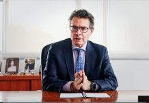 Exministro Alejandro Gaviria advierte sobre posible ruptürå institucional en Colombia