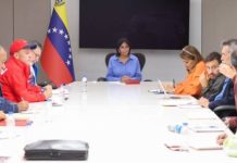 Vicepresidenta Delcy Rodríguez junto con la CBST evaluaron avances en ingreso mínimo integral tras aumento a 160 dólares