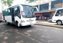 Usuarios denuncian cobro ilegal y maltrato en rutas hacia Naguanagua pese a tarifas oficiales