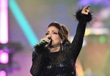 Gloria Estefan brilló en los AMAs 2025 con un recorrido por sus clásicos