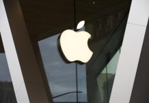Aranceles del Gobierno estadounidense le costó $900 millones a Apple