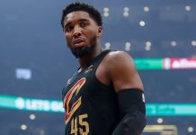 Donovan Mitchell entra en top 10 histórico de los playoffs de la NBA