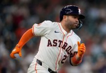 José Altuve suma 700 extrabases y se une a selecto club de la MLB