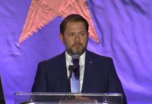Senador de Arizona presentó propuesta de reforma migratoria integral