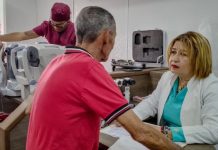 117 personas en Barinas recibieron evaluación oftalmológica en una jornada especial del MPPS