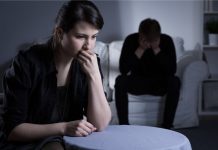 Mujer pidió el divorciö porque su esposo es “demasiado perfecto y amoroso”
