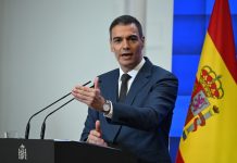 Gobierno de España anuncia nueva ayuda de 100 euros para adquirir lentes para menores de 16 años