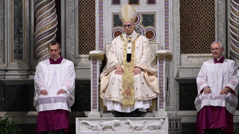Papa León XVI ya es oficialmente el Obispo de Roma tras completar la toma de posesión
