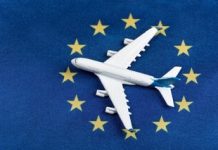 Unión Europea debate si deben darse compensaciones económicas por retraso aéreos