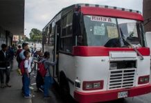 Alcalde de San Cristóbal advierte sanciones por cobro excesivo del pasaje y maltrato a usuarios