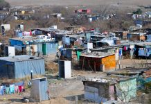 La OMS alerta de que la pobrezä puede acortar la vida más de 30 años