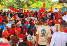 Fortaleciendo lazos: Reyes mantiene conexión directa con habitantes del municipio Simón Planas para el avance ante las necesidades