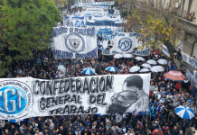 Argentinos se movilizan este jueves Día del Trabajador en defensa de empleos dignos