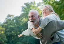 Un profesor de nutrición de 101 años comparte sus 7 reglas para una vida larga y saludable (+ Detalles)