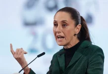 Sheinbaum ręchaza impuesto a remesas en EE. UU. y anuncia ofensïvä diplomática