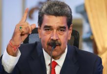 Maduro denuncia cømplot internacional y llama a la defęnsa con votos