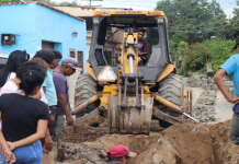 Sustituyen colector en Consejo Comunal Tomás José Purino de San Mateo en Aragua