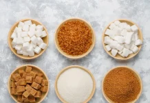 Esta es el azúcar recomendada para pacientes con cáncër: oncólogä desmonta mitos al respecto