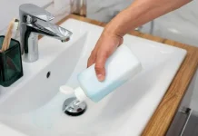 Cuatro trucos para eliminar los olores del baño de forma eficiente (+ Detalles)