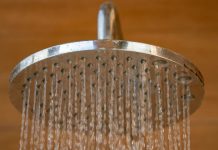 Por qué una ducha fría en un día caluroso puede ser pelïgrosa (+ Detalles)