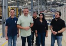 Gobernador de Anzoátegui visitó planta de refrescos en el municipio Simón Bolívar (+ Video)