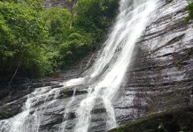 Caripe alberga una de las maravillas naturales más impresionantes de Venezuela: El gran Salto La Paila (+ Fotos)