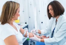 Universidad estadounidense logra detección temprana del cāncër: nueva prueba de sāngrë anticipa recaídas