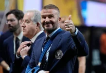David Beckham reaparece en Atlanta en el mundial de clubes tras su operación por una lesión en el brazo derecho