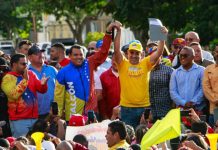 Víctor Clark acompaña a los candidatos que resuelven a formalizar su inscripción ante el CNE en Falcón (+ Fotos)