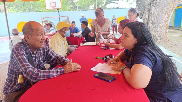 En Guarenas atendieron a más de 700 abuelos con jornada «Más Años, Más Amor» (+ Detalles)