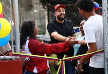 Nicolás Maduro Guerrä inauguró cancha deportiva en la popular parroquia de San Agustín (+ Fotos)