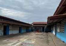 La comuna Bahía de Barcelona mejora escuela con recursos de Consulta Popular