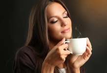 Mujeres que toman café envejecen con mayor lucidez mental y funcionalidad física