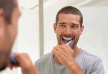 Cepillo de dientes inteligente delató a esposo infiël en el Reino Unido