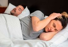 Los ronquidos: Más que una molestiä, un riesgo para la salud con posibles soluciones