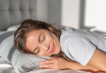 Descubre cómo dormir puede ser tu mejor aliado contra las arrugas (+ Detalles)