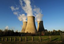 Reino Unido construirá una nueva central nûclëar para complementar las energías renovables