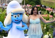 Rihanna se llevó los focos en el preestreno mundial de la nueva película de Los Pitufos en Bruselas
