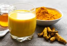 Conoce los beneficios para tu cuerpo si tomas cúrcuma y miel juntas todos los días (+ Detalles)