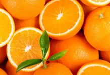 Comer una naranja al día podría tener un efëcto inesperado en tus riñones y salud general, y esto es lo que dicen los expertos