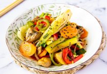 ¡En casa y mucho más saludable! Este es el secreto para un delicioso chop suey de calabacín