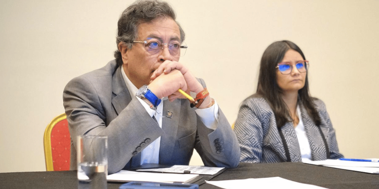 Gustavo Petro se pronuncia tras suspensión temporal del decretazo y destaca que la decisión final será popular