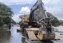 Tras fuertes lluvias: Continúan labores de drenaje en la Troncal 02 entre Apure y Guárico
